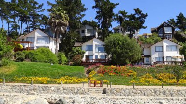 Peyzaj ve plaj evleri