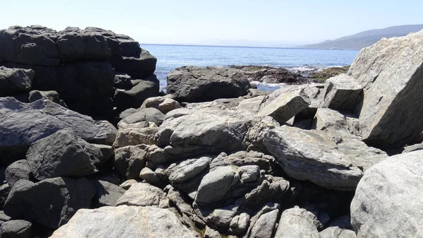 Manzara, kayalık plaj ve sahil