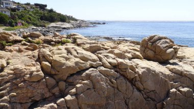 Manzara, kayalık plaj ve sahil