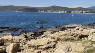 Manzara, kayalık plaj ve sahil