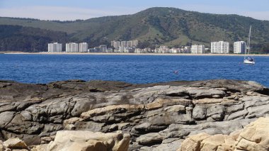 Manzara, kayalık plaj ve sahil