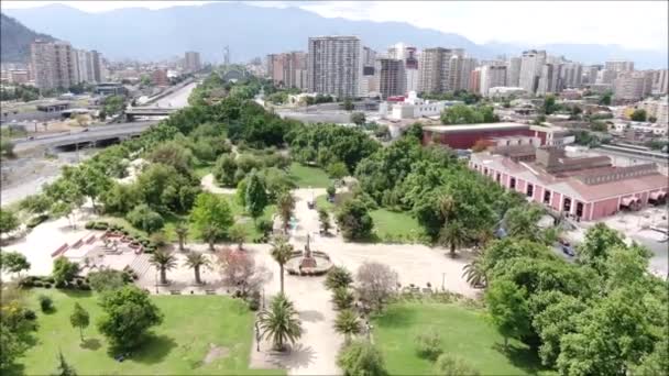 Vista Aérea Parque Laguna Paisaje Urbano — Vídeos de Stock