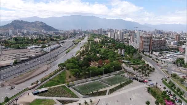 Vista Aérea Parque Lagoa Paisagem Urbana — Vídeo de Stock