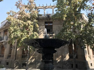 Santiago, Şili'deki İspanyol Mimarisi ve binaları