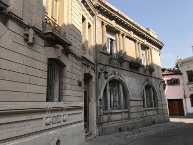 Santiago, Şili'deki İspanyol Mimarisi ve binaları