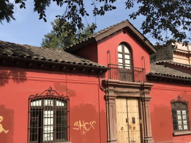 Santiago, Şili'deki İspanyol Mimarisi ve binaları