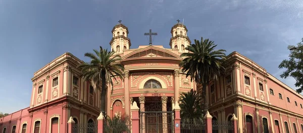 智利圣地亚哥的西班牙建筑和建筑 — 图库照片