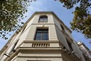 Santiago, Şili'de İspanyol mimarisi ve binası