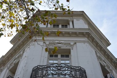 Santiago, Şili'de İspanyol mimarisi ve binası