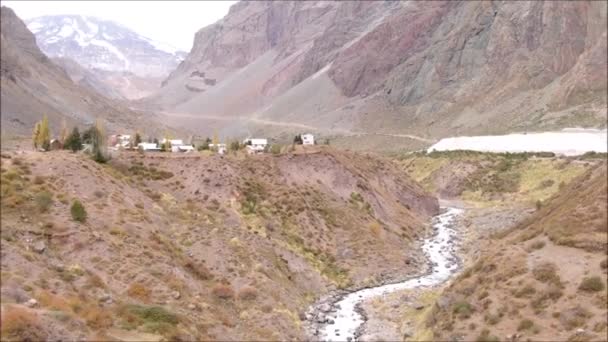 Гірський Пейзаж Річка Долина Чилі — стокове відео