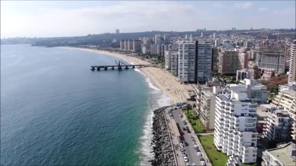 Filmati Aerei Una Città Una Spiaggia Cile — Video Stock