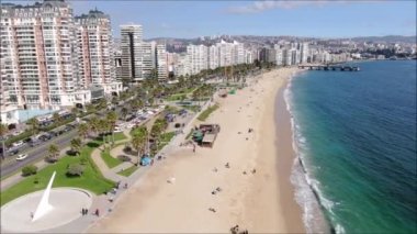 Şili 'de bir şehir ve plaj hava görüntüleri