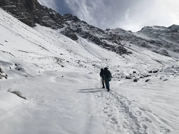 Şili dağ kar ve vadi peyzaj