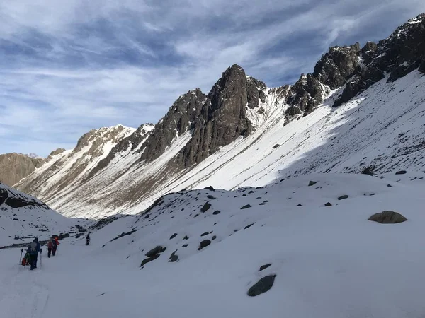Şili dağ kar ve vadi peyzaj