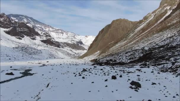 Krajobraz Górskiego Śniegu Doliny — Wideo stockowe