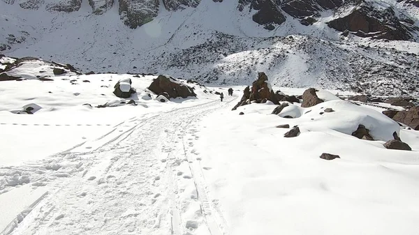 Dağ kar, vadi ve manzara