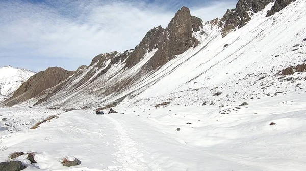 Nieve Montaña Valle Paisaje —  Fotos de Stock