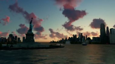 Özgürlük heykeli Ellis Island New York manzarası ve gemiler, zaman atlamalı, zoom