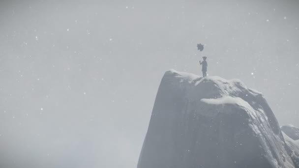 Abandonou Balões Exploração Menina Topo Uma Montanha Neve Exibição Drone — Vídeo de Stock