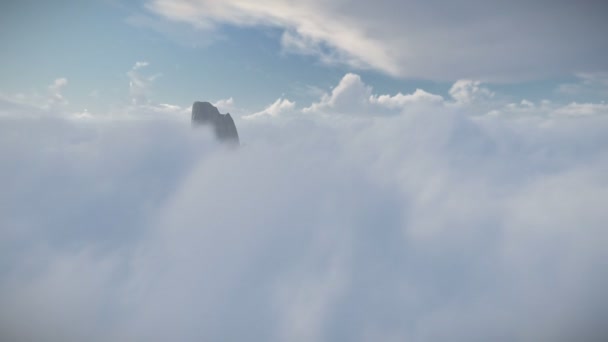 Berggipfel Über Wolken Vor Blauem Himmel Drohnenflug — Stockvideo