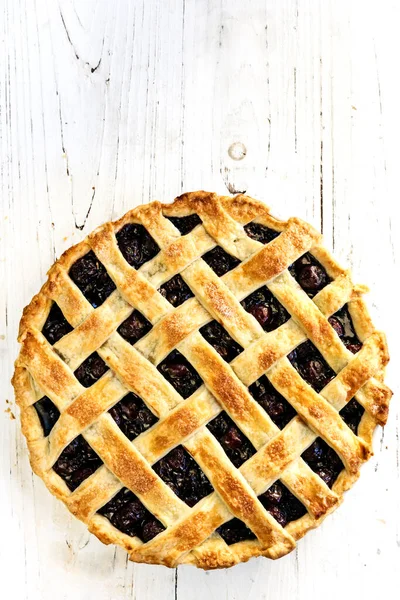 Cherry Pie Lattice Pastry Top View White Grunge Timber — Stock Photo, Image