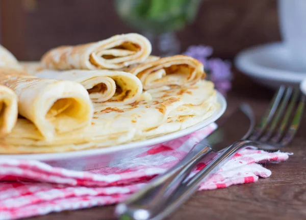 Leckere Pfannkuchen Mit Käse Aus Nächster Nähe Rustikales Frühstück — Stockfoto