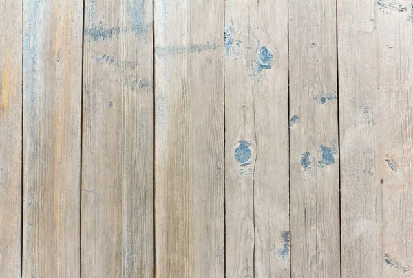 木製の背景、青い塗料の残骸を持つ古い木製のフェンス — ストック写真