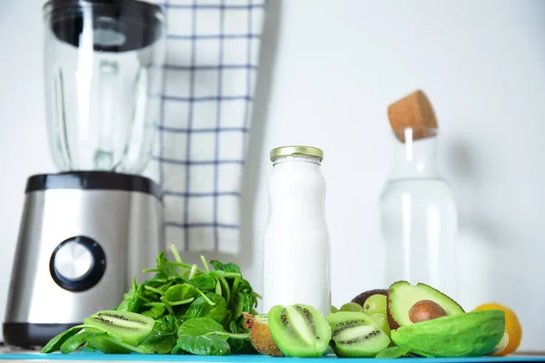 Ingredientes Para Batido Verde Fondo Turquesa Plátano Espinacas Semillas Chía — Foto de Stock