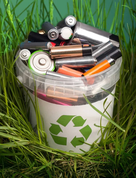 Close Batteries Recycle Bin Grass — Stock Photo, Image