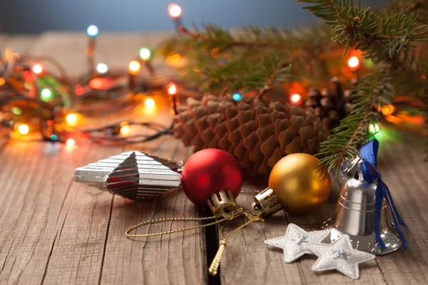 Decorações Natal Luzes Mesa Madeira — Fotografia de Stock