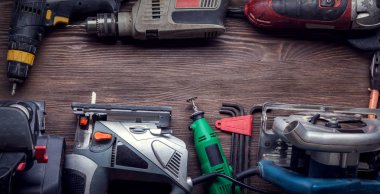 Elektrikli el aletleri (tornavida matkap gördüm jigsaw jointer) Üstten Görünüm, fotoğraf işleme: instagram