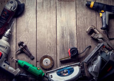 Elektrikli el aletleri (tornavida matkap gördüm jigsaw jointer) Üstten Görünüm, fotoğraf işleme: instagram