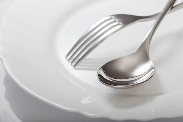 Empty Plate Spoon Fork White Background — Stock Photo, Image