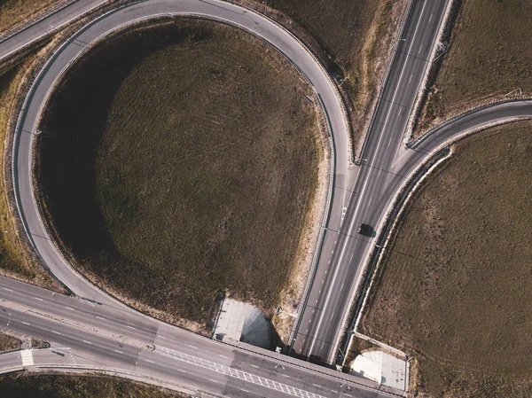 Aerial Top View of highway intersection junction summer morning — Stock Photo, Image