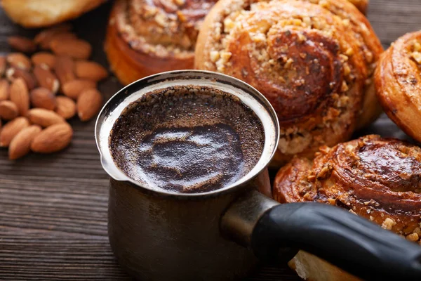 Koffie Kaneelbroodjes Houten Schoolbord — Stockfoto