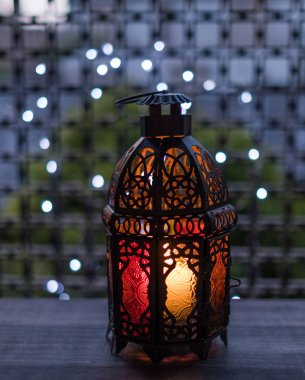 Bayram veya ramazan fener ile led ışıklar bokeh