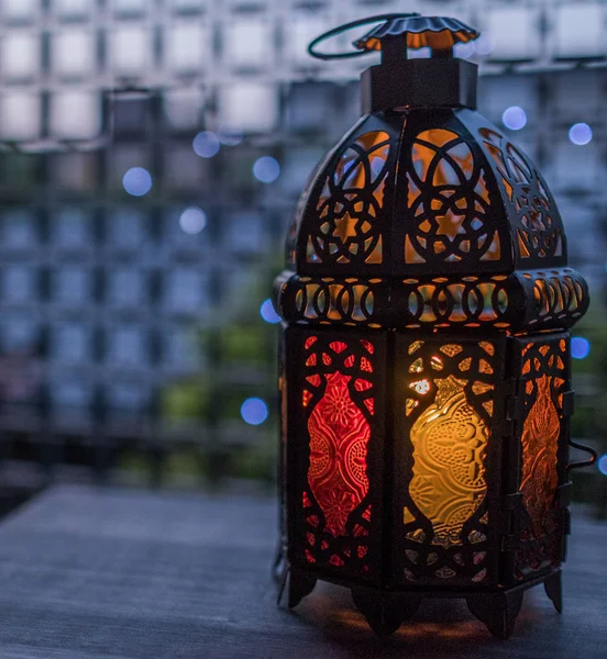 Bayram veya ramazan fener ile led ışıklar bokeh