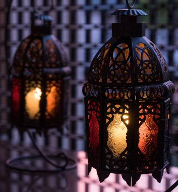 Ramazan ya da bayram fener şafak.
