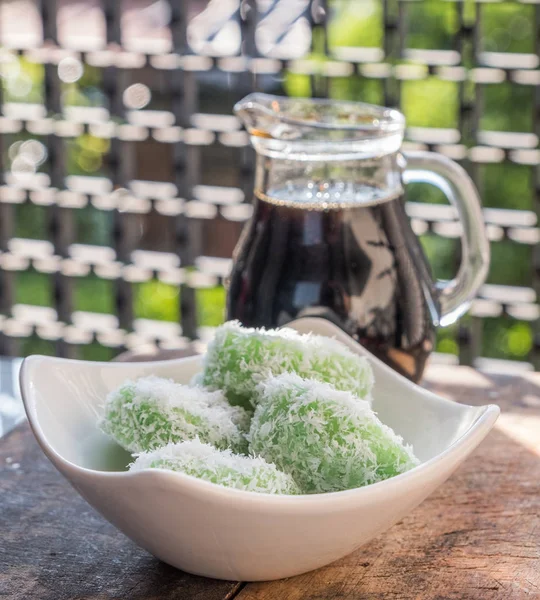 Malaysiska Dessert Klibbig Ris Täckt Med Strimla Kokos Med Brunt — Stockfoto