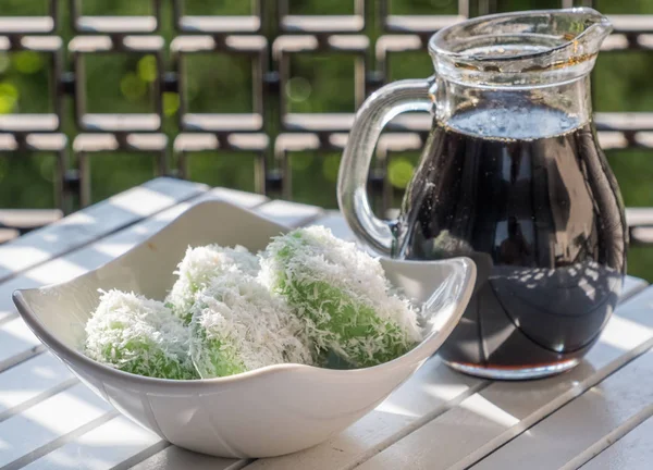 Malaysiska Dessert Klibbig Ris Täckt Med Strimla Kokos Med Brunt — Stockfoto