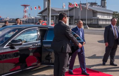 Malezya Başbakanı Tun Mahathir Mohamad Haneda Uluslararası Havaalanı, Tokyo, Japonya