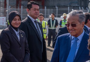 Malezya Başbakanı Tun Mahathir Mohamad Haneda Uluslararası Havaalanı, Tokyo, Japonya