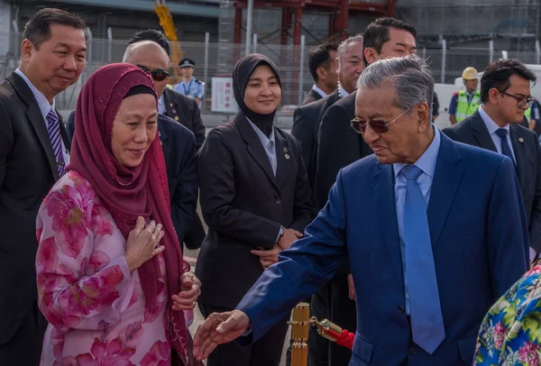 Malezya Başbakanı Tun Mahathir Mohamad Haneda Uluslararası Havaalanı, Tokyo, Japonya