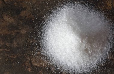 Ahşap tahta üzerinde monosodyum glutamat veya Msg gıda seasoming