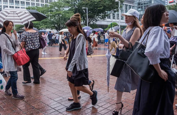 Tokyo Japonya Haziran 2018 Hachiko Meydanı Shibuya Insanlarda — Stok fotoğraf