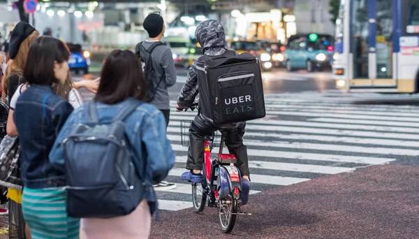 Tokio Japonia Czerwca 2018 Uber Zjada Posiłki Dostawy Rowerów Rider — Zdjęcie stockowe