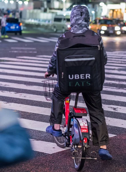 Tokio Japonia Czerwca 2018 Uber Zjada Posiłki Dostawy Rowerów Rider — Zdjęcie stockowe
