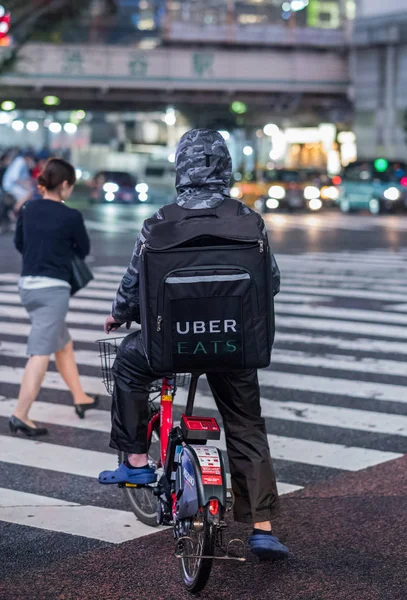Tokio Japonia Czerwca 2018 Uber Zjada Posiłki Dostawy Rowerów Rider — Zdjęcie stockowe