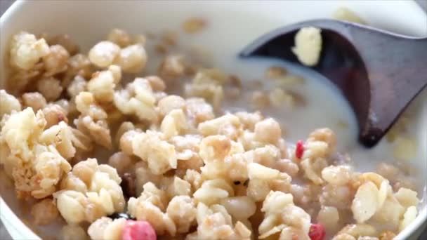 Mezclar Cereal Plano Cuchara Madera — Vídeo de stock