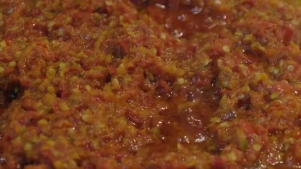 Finom Kevert Chili Sütés — Stock videók